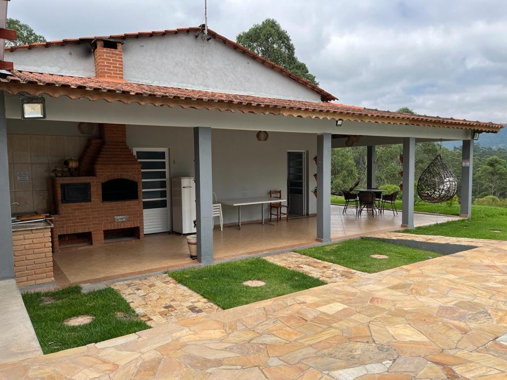 Vila Chacara Em Alpes De Mairiporã Exteriér fotografie